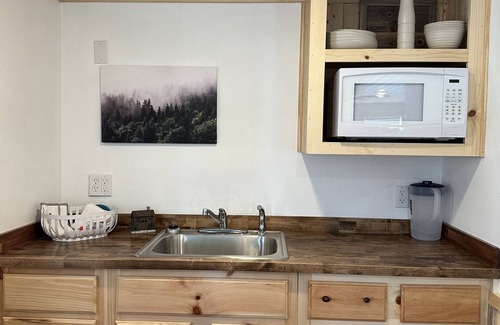 Bruno Cabin | Pet-Friendly Buffalo River RV Park & Campground Cabin