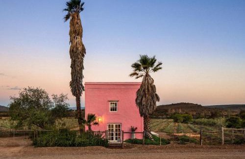 Kannaland Apartment | Discover Comfort at Buffelsdrift Farm: Pet Friendly Retreat