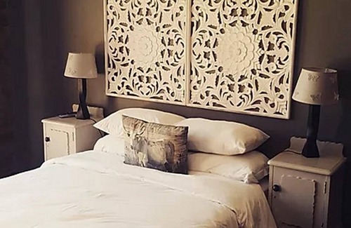 Lydenburg House | Relax at Buffelsvley Guest Farm with Pool & Kitchen Access