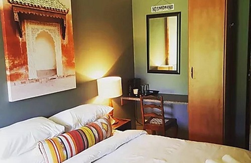 Lydenburg House | Relax at Buffelsvley Guest Farm with Pool & Kitchen Access