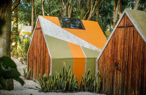 Buenavista Hotel | Cozy Glamping at Bufo Alvarius Sanctuary in Bacalar
