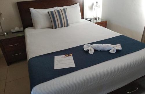 Loreto Hotel | Exceptional Bugambilias Suites with Family-Friendly Amenities