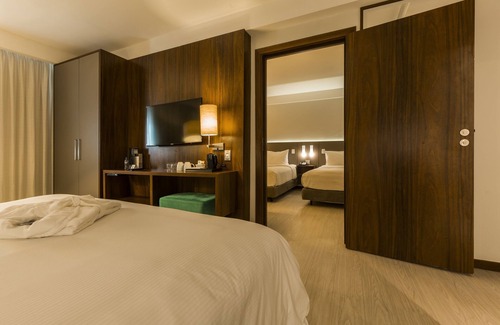 Boa Viagem Hotel | Top-Rated Bugan Recife Boa Viagem Hotel with Spa & Pool