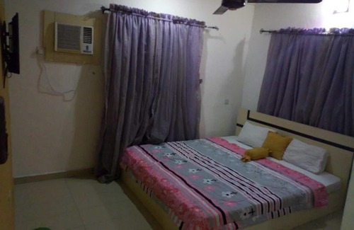 Port Harcourt Hotel | Explore Buggatti Hotel and Suites with Pool & Dining Options