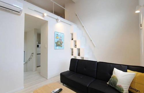 Higashi Apartment | Family-Friendly Retreat at Building A101 / Vacation STAY 1276