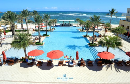 Dawn Beach Estates Condo | Ocean View Condo with Pool and Indoor Garage Access