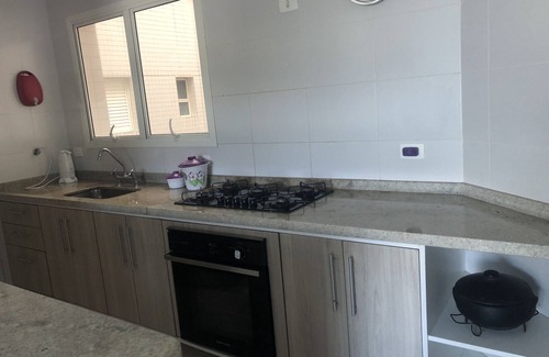 Centro Apartment | Seaside Retreat with Ocean Views & Family-Friendly Amenities