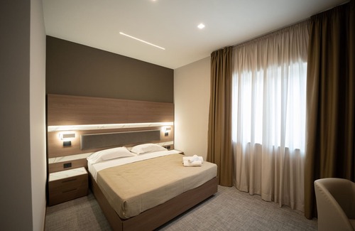 Carinaro Hotel | Discover Building Hotel: 4-Star Excellence & Eco-Friendly Amenities