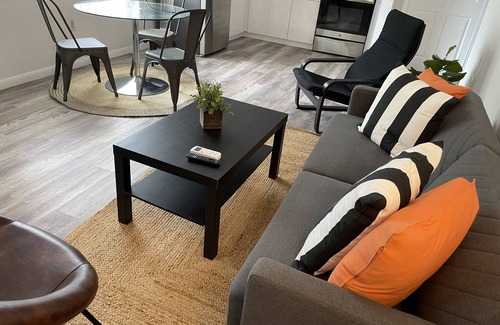 Coral Way Resort | Convenient Hotel Near CocoWalk & Brickell with Spa Access