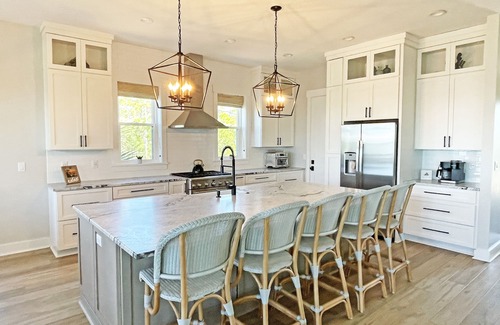 Plantation House | Modern Bayfront Retreat with Pool and Short Beach Walk