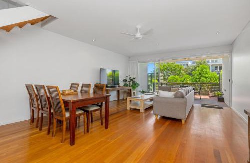 Casuarina House | Family-Friendly Bula Holiday Villa - 4-Star Comfort Awaits