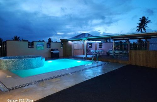 Nasinu Apartment | Top-Rated BULA VIP LOUNGE with Pool and Hot Tub Access