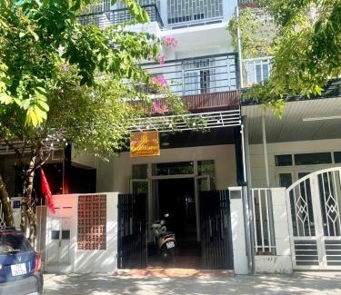 Huong Thuy House | Bull House