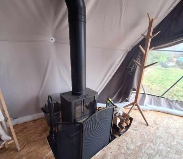 Philippeville Other | Discover Bulle des Fagnes: Oceanfront Retreat with Hot Tub