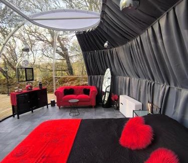 Escamps Other | Relaxing Escape at Bulle Love Passion & Spa with Ocean View