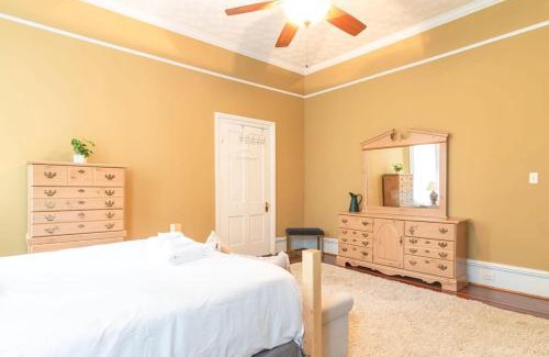 Columbus House | Experience Bumblebee Mansion with Tiny Home Amenities