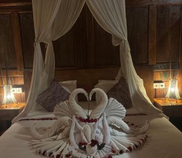 Kutuh Kaja Villa | Discover Bumbung Sari Villa: Oceanfront Bliss Awaits