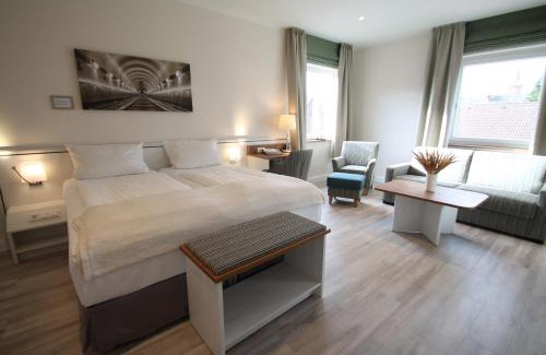 Neuenfelde Hotel | Explore Bundt's Hotel & Gartenrestaurant: Pet Friendly Retreat