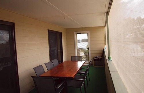 Bundalong House | Discover Bundy of Bundalong: Ocean View & Pet Friendly Stay