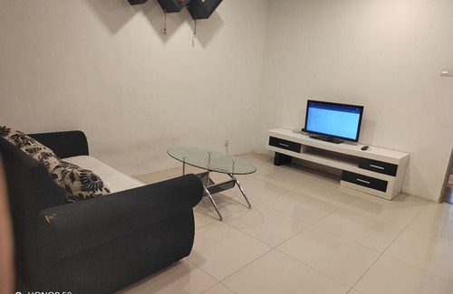 Pudu Apartment | Elegant Bunga Suite at Taragon Residence - Guest Rated 10/10