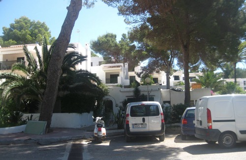 Sant Josep de sa Talaia Apartment | Relaxing Bungalow at Cala Tarida with Oceanfront Views