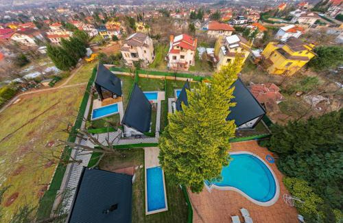Masukiye Cabin | Relax at Bungalov Maşukiye Villa with Pool & Hot Tub