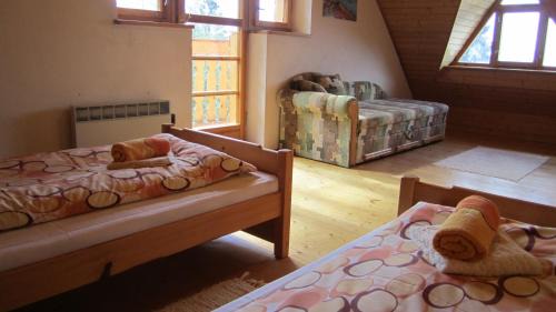 Liptovsky Mikulas District House | Pet-Friendly Bungalov Tina with Kitchen & High Guest Rating