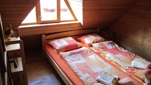 Liptovsky Mikulas District House | Pet-Friendly Bungalov Tina with Kitchen & High Guest Rating