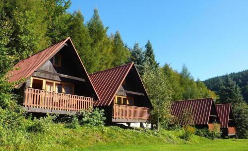 Ostravice Apartment | Relaxing Bungalovy Sepetná Retreat with Private Pool