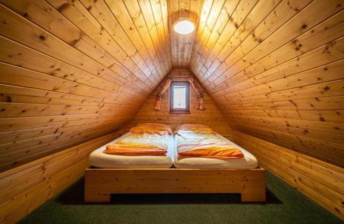 Ostravice Apartment | Relaxing Bungalovy Sepetná Retreat with Private Pool
