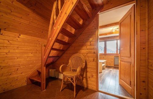 Ostravice Apartment | Relaxing Bungalovy Sepetná Retreat with Private Pool