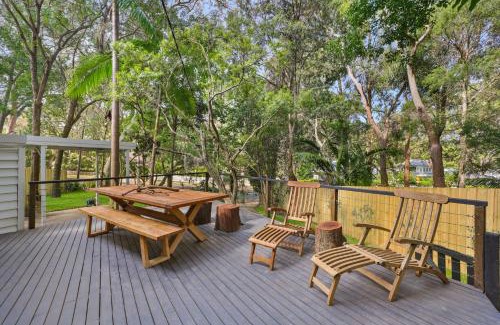 Avalon Beach House | Family-Friendly Bungalow 127: Steps from Avalon Beach