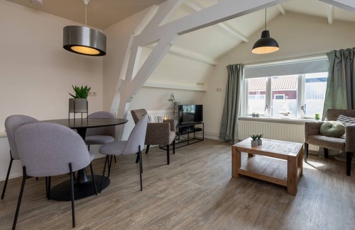 Westkapelle House | Pet-Friendly Bungalow with 2 Bedrooms for Up to 4 Guests