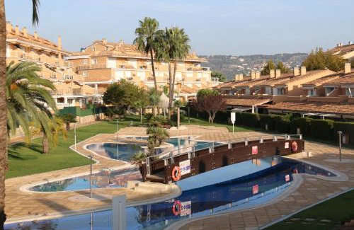 Platja de l'Arenal Apartment | Oceanfront Bungalow 7 Jávea - Guest Rated 10/10