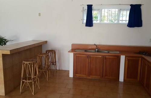 Cap Malheureux Villa | Oceanfront Bungalow with Pool - Perfect for 5-9 Guests