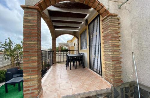 La Colina House | Premier Bungalow Alberca La Nucia with Pool & Family Fun