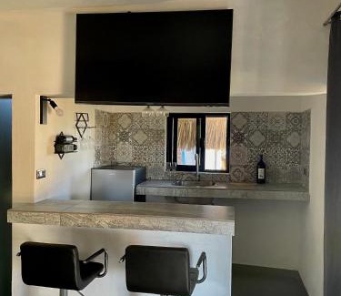 Elota Apartment | Beautiful Bungalow Ballena with Ocean Views and Pet-Friendly