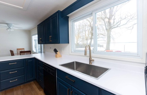 Consecon House | Cozy Bungalow by the Bay with Ocean Views & Pet-Friendly