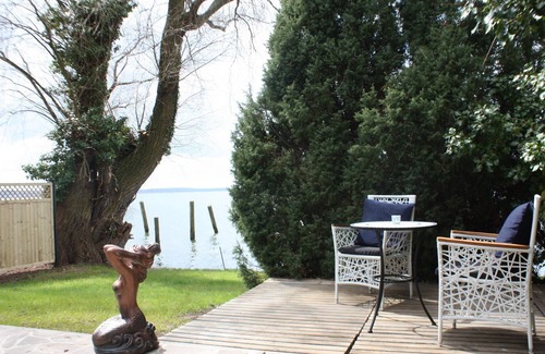 Bad Saarow House | Tranquil Bungalow by the Lake with Pool & Ocean View