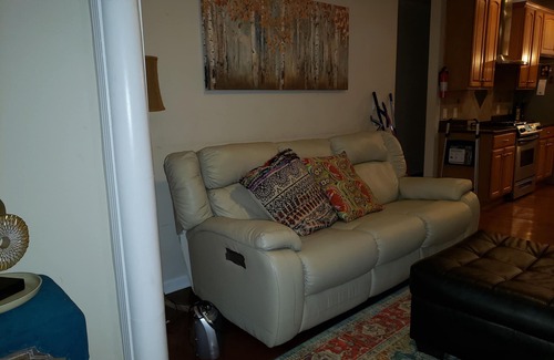 Paw Creek House | Relaxing Bungalow near White Water Center & CLT Airport