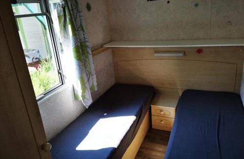 Chazelles-sur-Lyon Other | Bungalow camping 3 étoiles