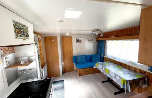 Cauterets House | Scenic Bungalow in Cauterets with Mountain Views & Family-Friendly