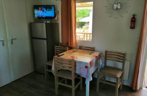 Condrieu House | Charming 2-Bedroom Bungalow with Pool in Condrieu