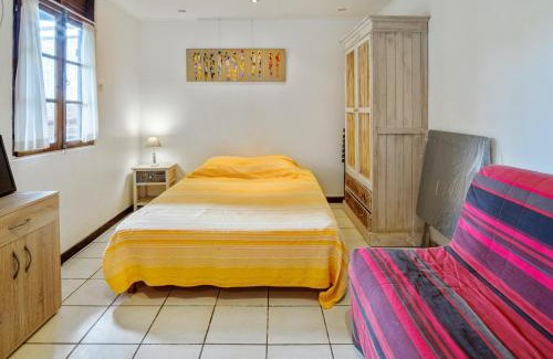 Plateau-Caillou House | Cozy One-Bedroom Bungalow with Sea View and Wifi