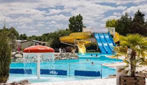 Coulanges House | Relaxing Bungalow Onzain with Pool & Family-Friendly Vibes