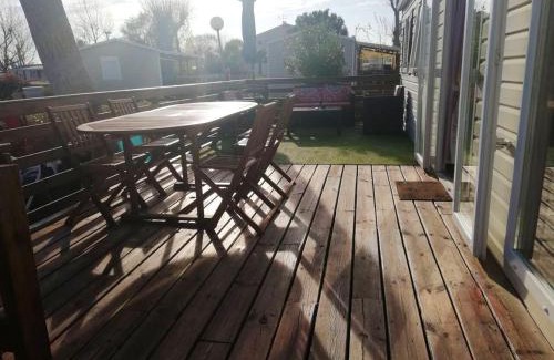 Vias House | Cozy 3-Bedroom Bungalow with Shared Pool & Wifi in Vias