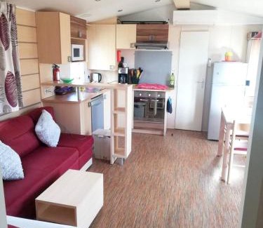 Vias House | Cozy 3-Bedroom Bungalow with Shared Pool & Wifi in Vias