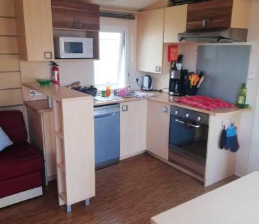Vias House | Cozy 3-Bedroom Bungalow with Shared Pool & Wifi in Vias