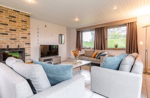 Lombardsijde House | Ideal Bungalow de Strandjutter for 8 with Top Amenities