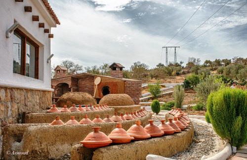 Derdara House | Comfortable Bungalow Room with Pool Access at El Cortijo